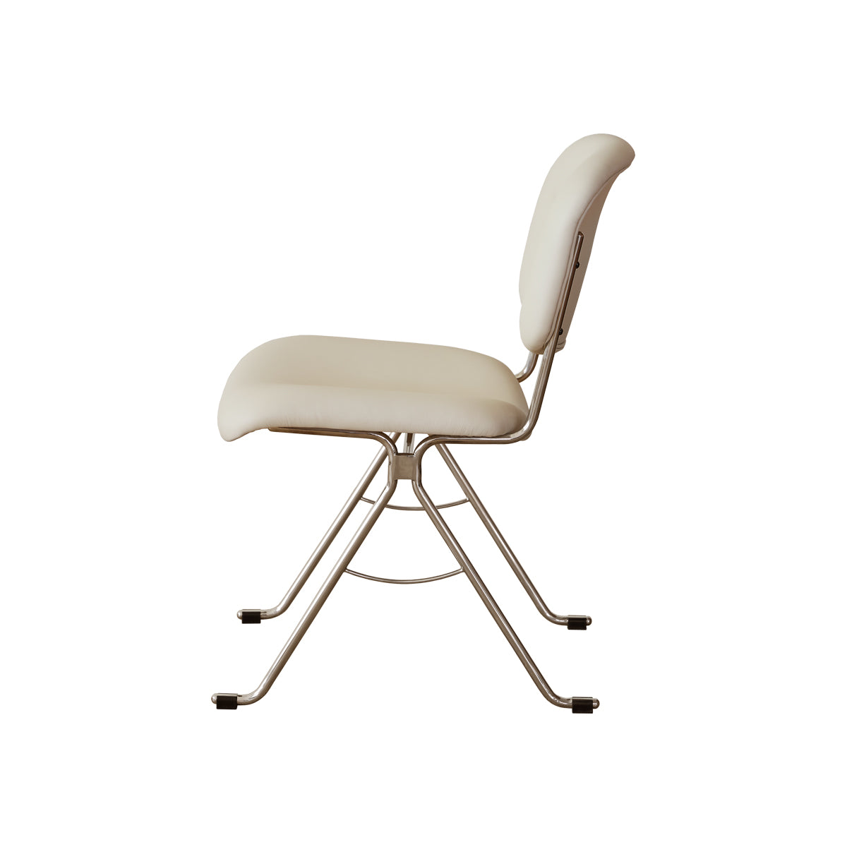 Omelette chair