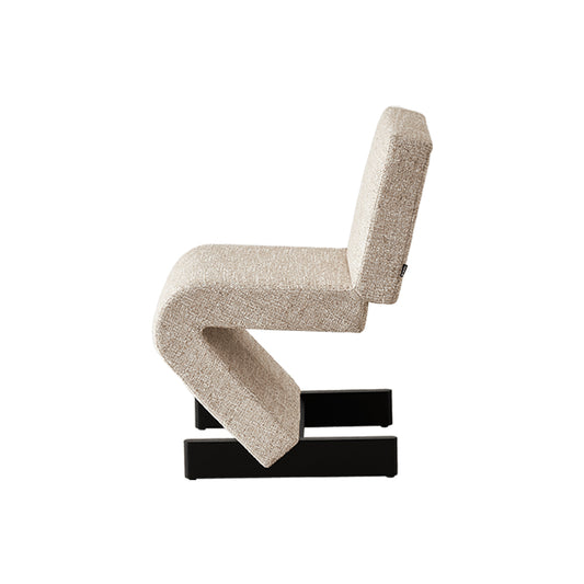 Zhi chair