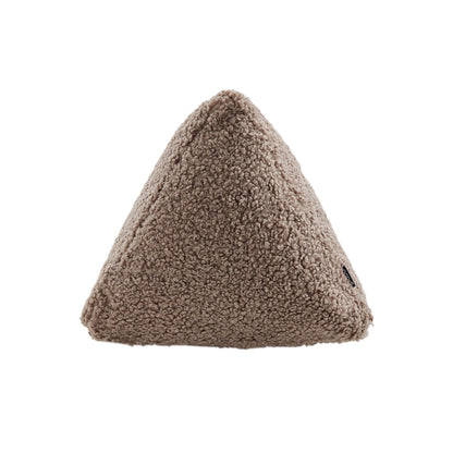 Triangle Zong Cushion